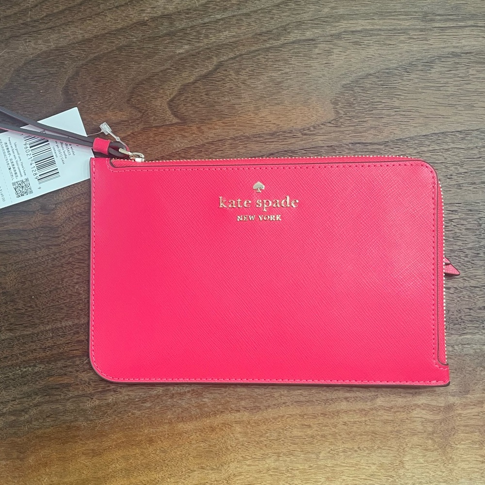 NWT KATE SPADE PINK LUCY SAFFIANO LEATHER MEDIUM L-ZIP WRISTLET (retail $119)